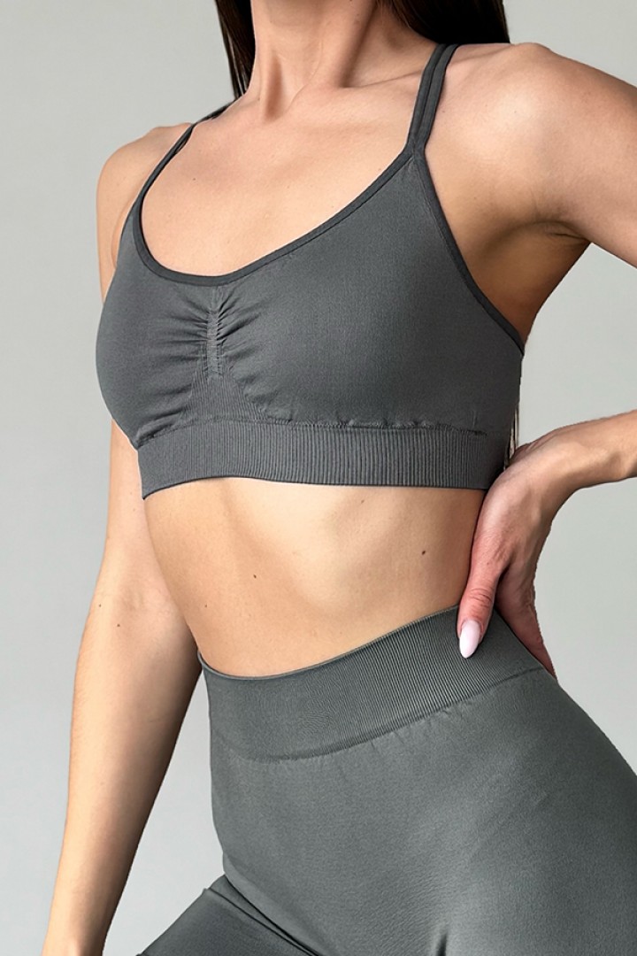 Бесшовный спортивный топ с эффектом push-up V-Top NTF